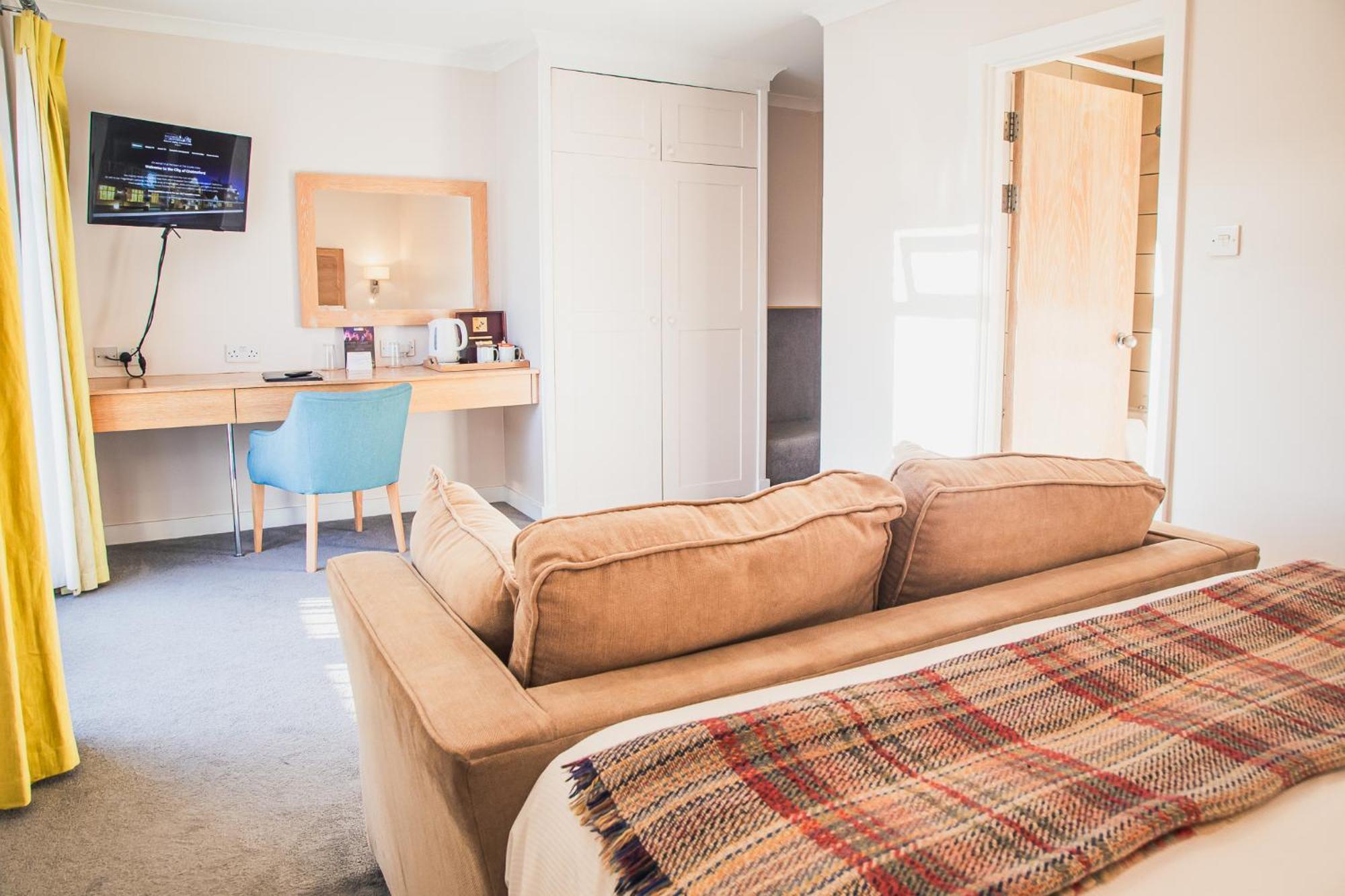 County Hotel Chelmsford Bagian luar foto