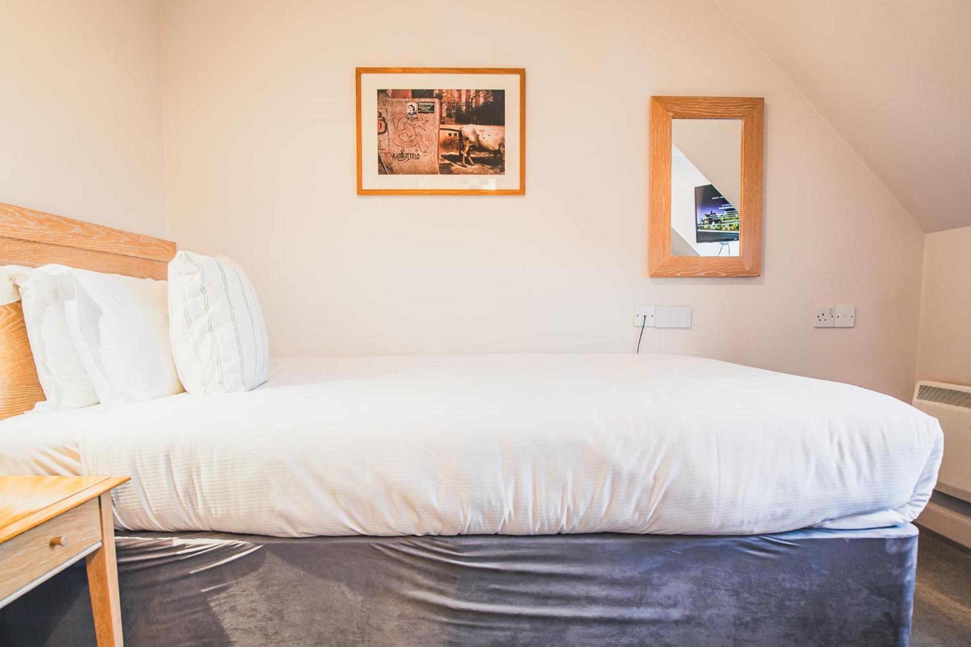 County Hotel Chelmsford Bagian luar foto