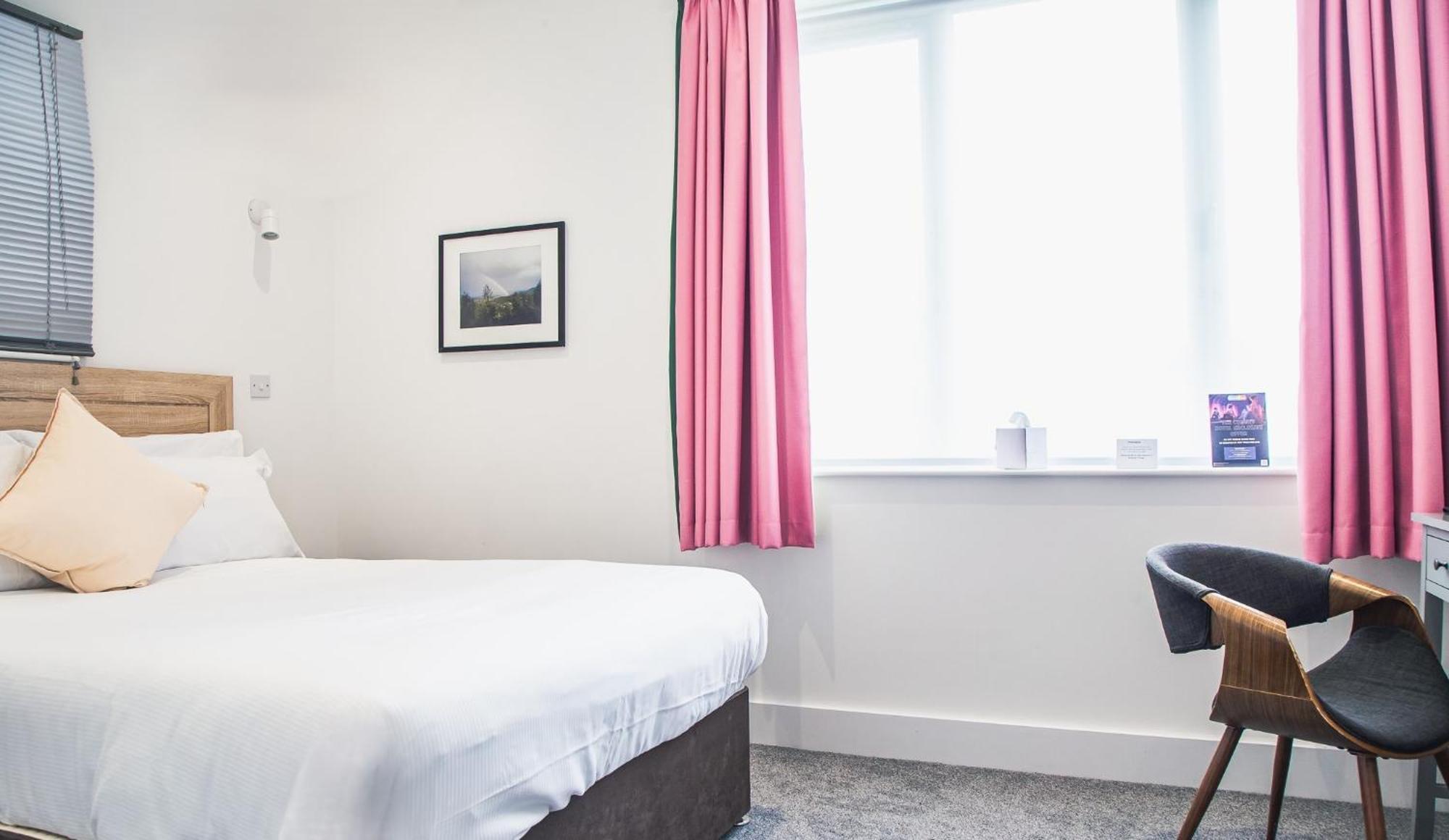 County Hotel Chelmsford Bagian luar foto