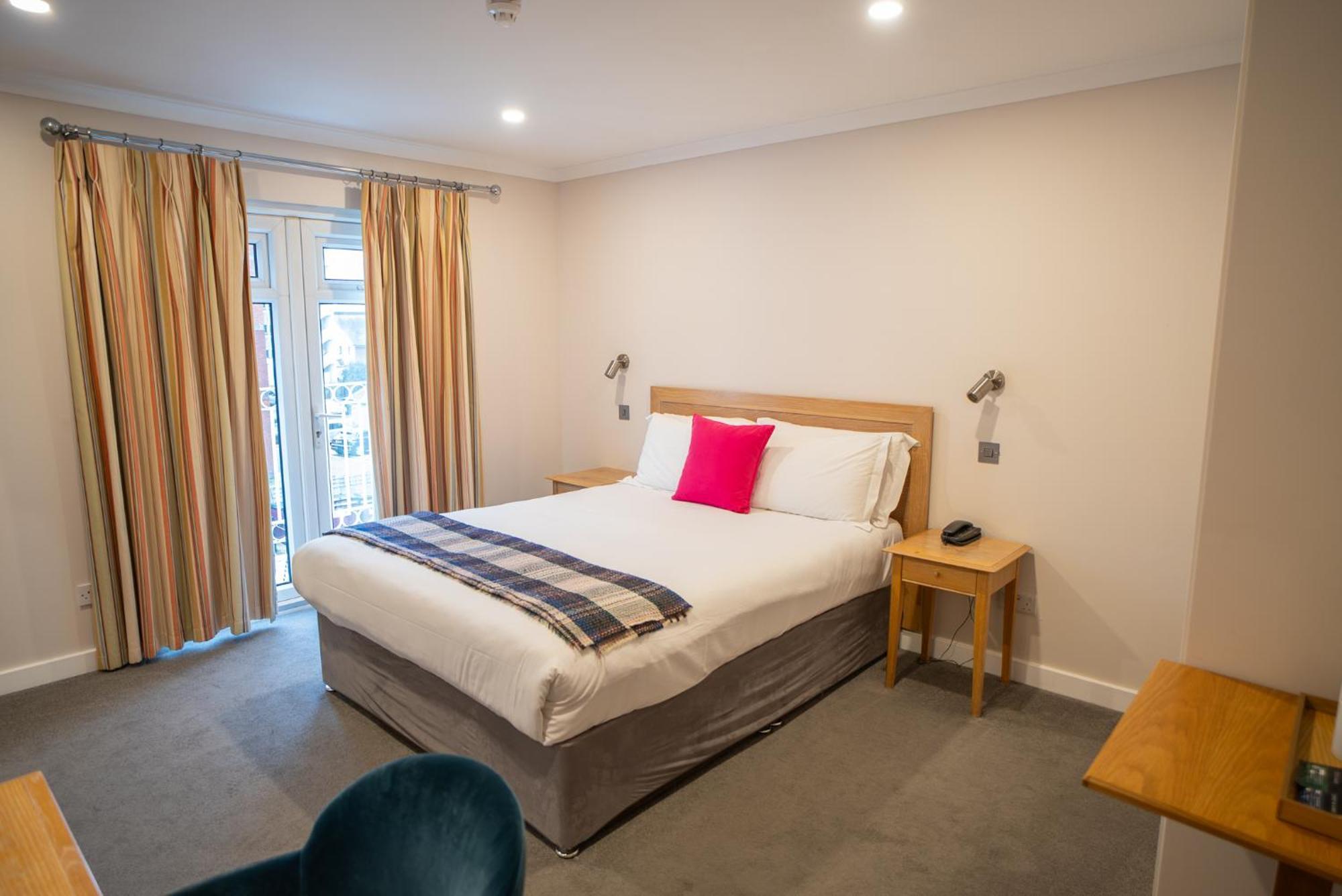 County Hotel Chelmsford Bagian luar foto
