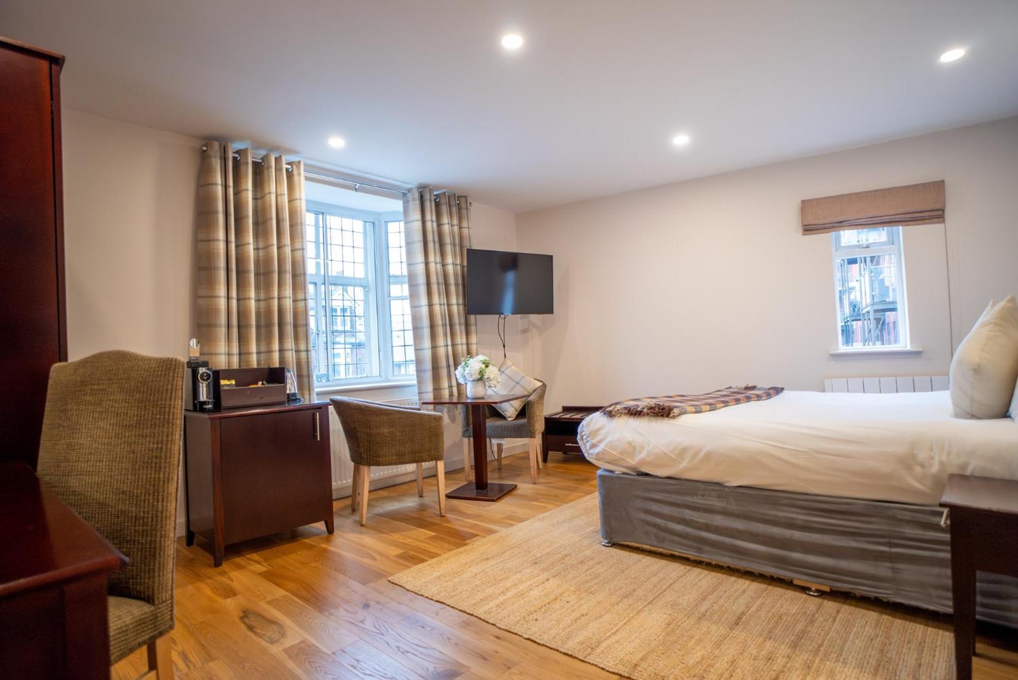 County Hotel Chelmsford Bagian luar foto
