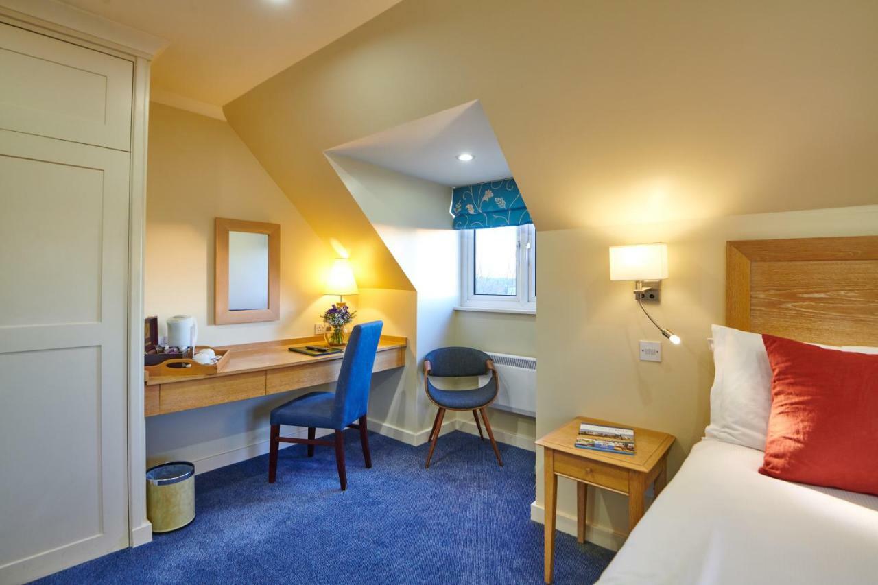 County Hotel Chelmsford Bagian luar foto